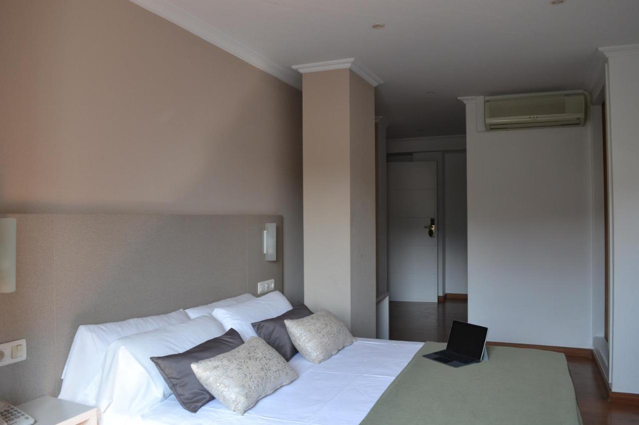 Duerming Villa De Sarria Hotel Luaran gambar